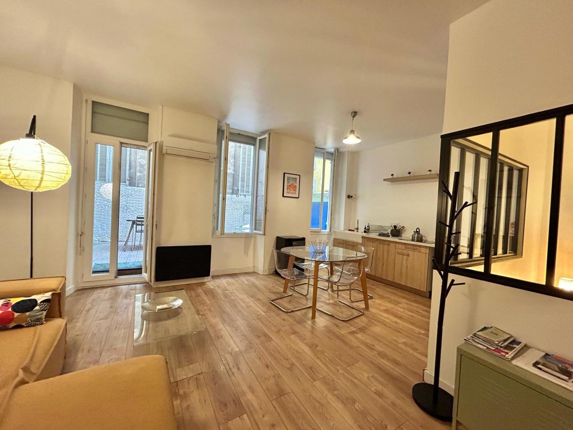 Chez Marie Et Romain- Appartement De Charme Au Coeur De La Joliette Proche Panier Centre Ville Марсель Экстерьер фото