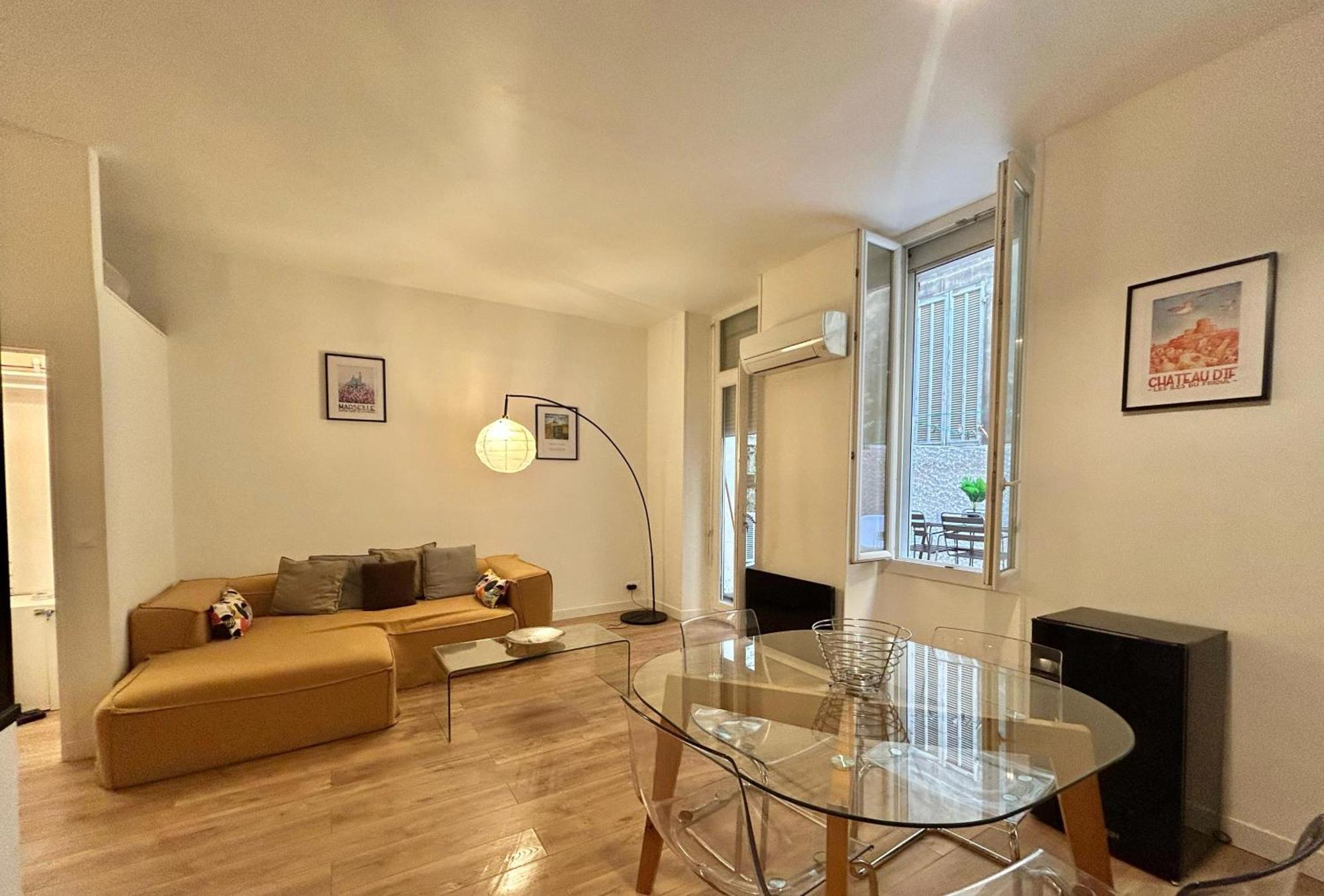 Chez Marie Et Romain- Appartement De Charme Au Coeur De La Joliette Proche Panier Centre Ville Марсель Экстерьер фото